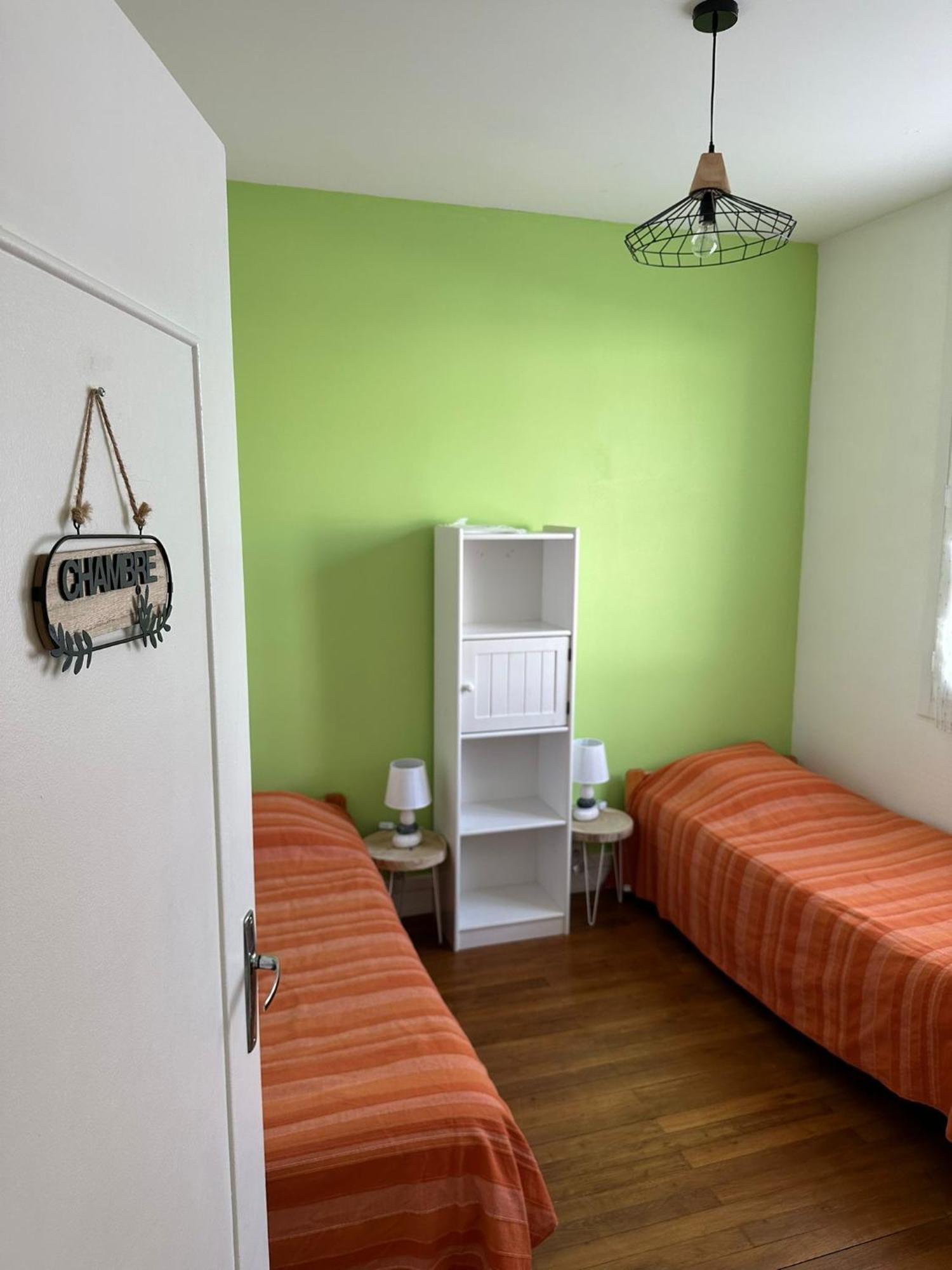 Maison De Ville Plein Centre, 3 Etoiles, A 200M De La Plage, Parking Prive, Wifi Royan Eksteriør bilde