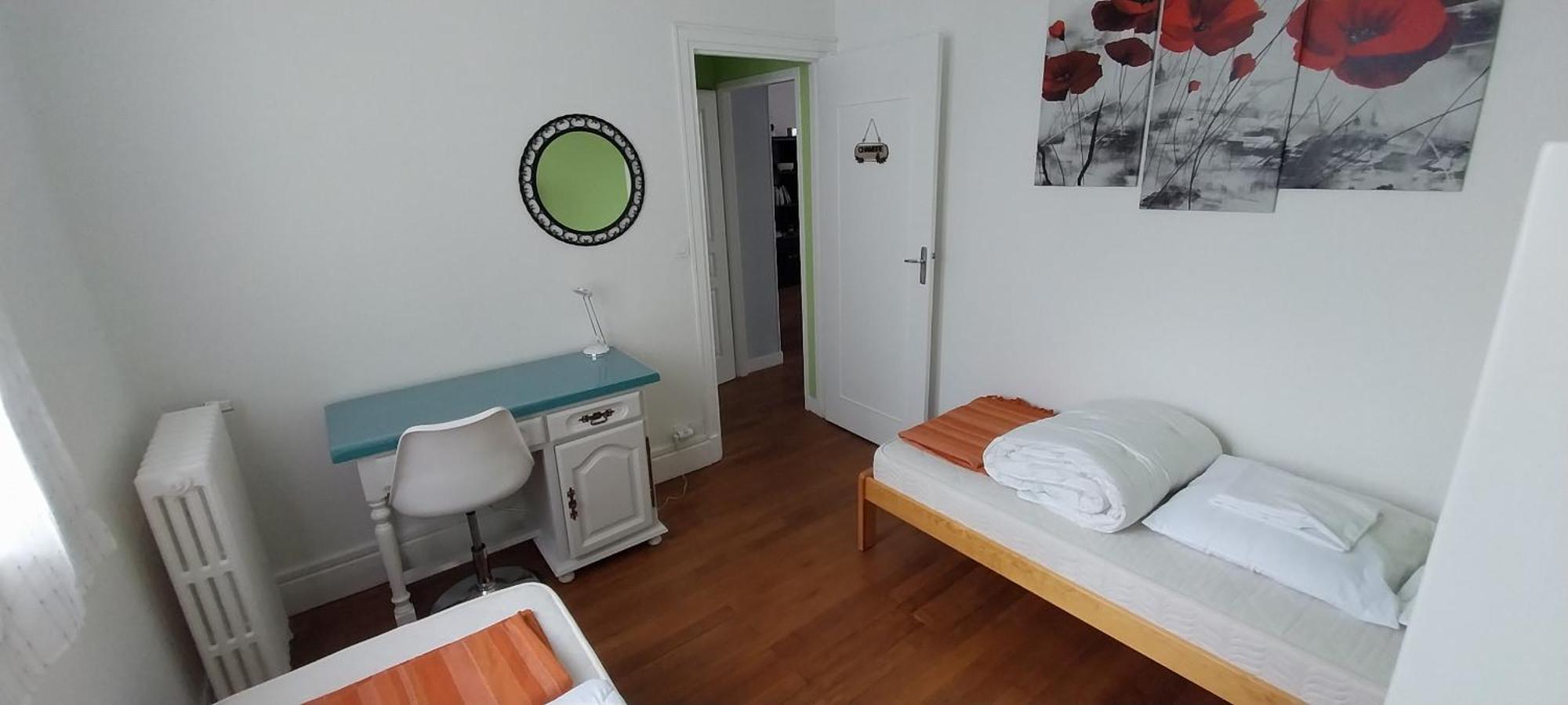 Maison De Ville Plein Centre, 3 Etoiles, A 200M De La Plage, Parking Prive, Wifi Royan Eksteriør bilde