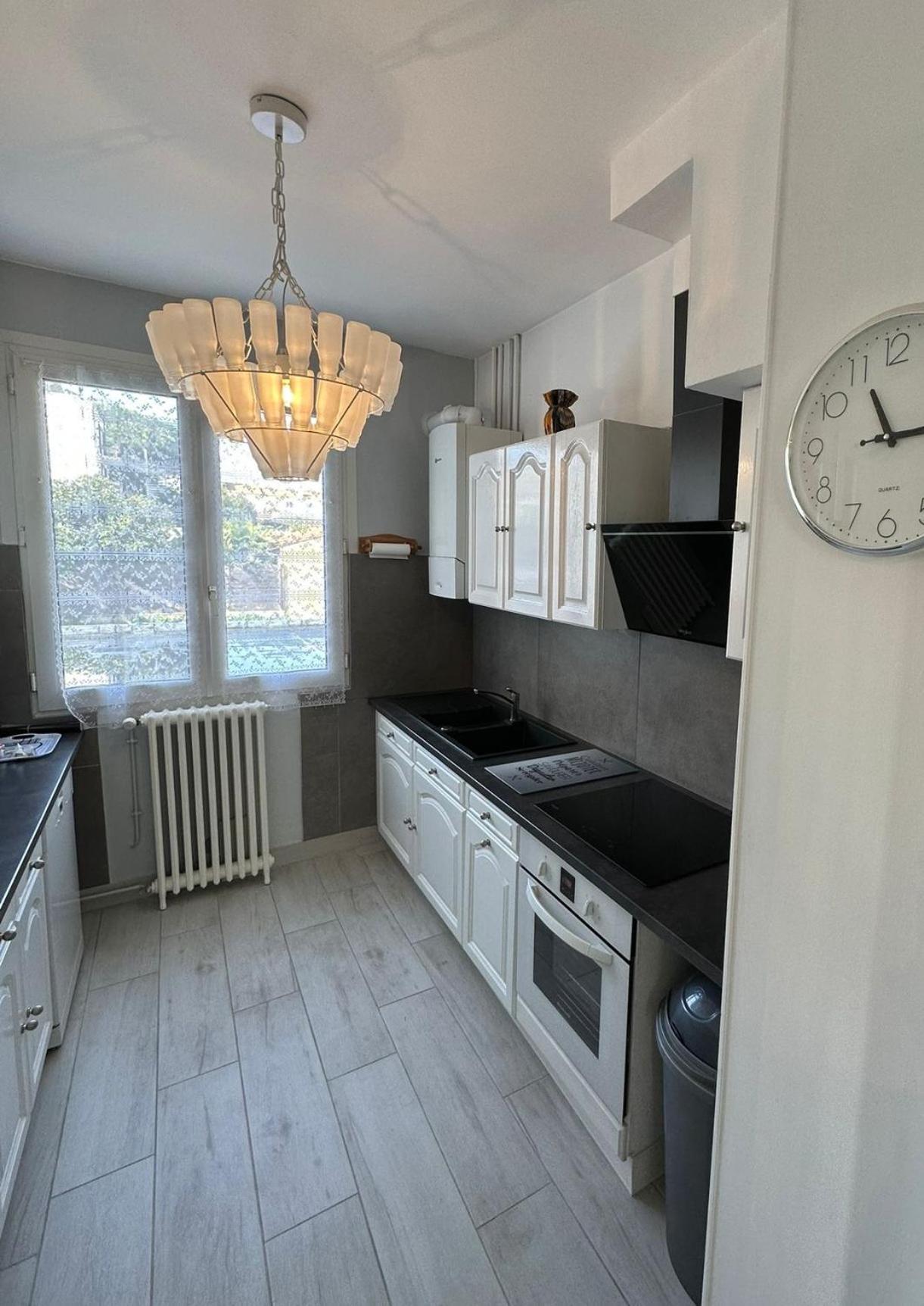 Maison De Ville Plein Centre, 3 Etoiles, A 200M De La Plage, Parking Prive, Wifi Royan Eksteriør bilde
