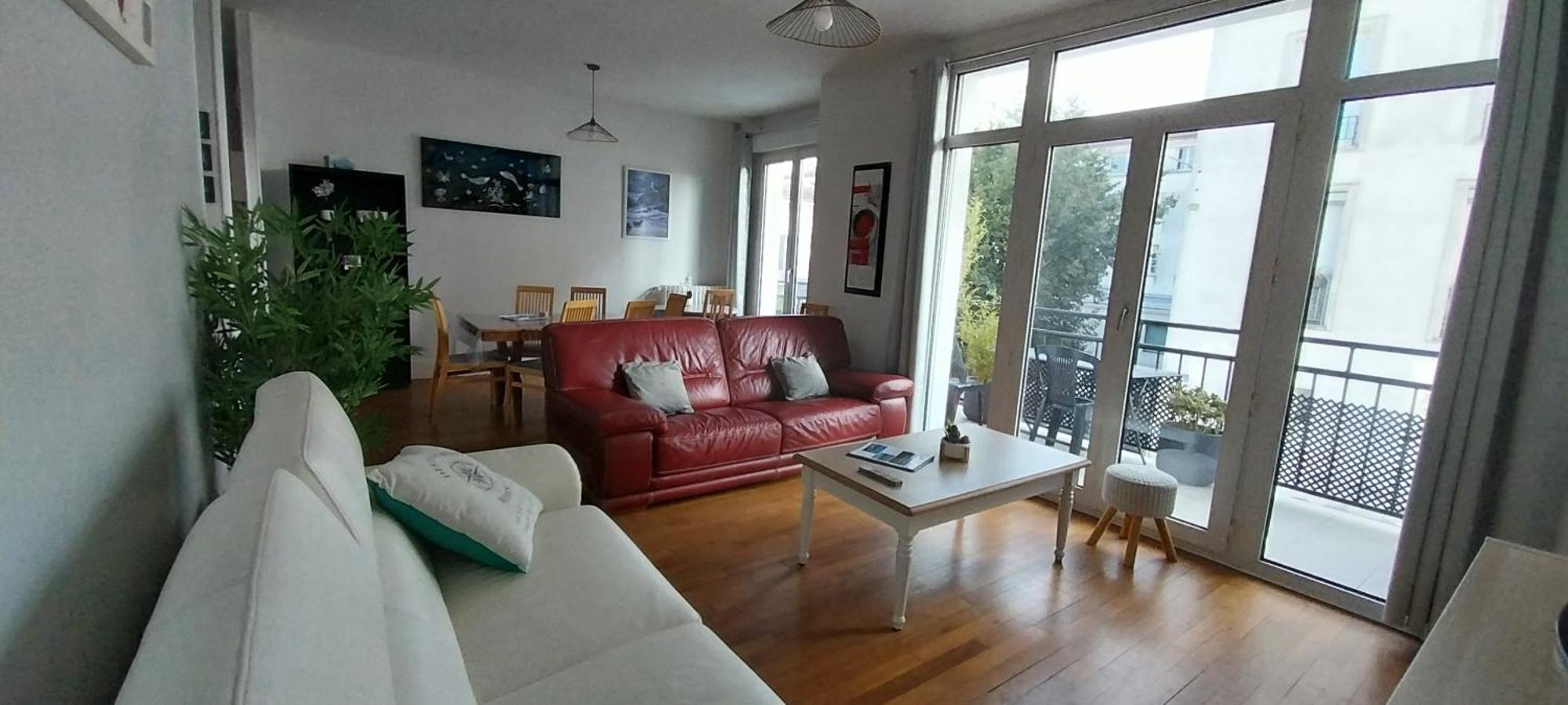 Maison De Ville Plein Centre, 3 Etoiles, A 200M De La Plage, Parking Prive, Wifi Royan Eksteriør bilde